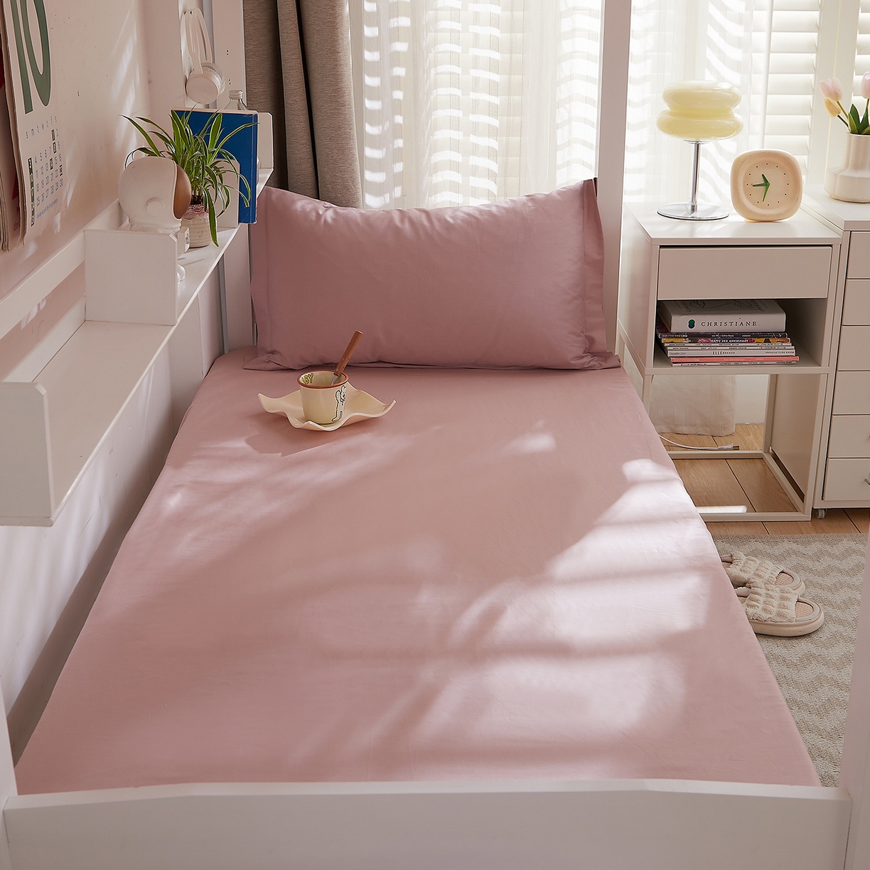 91家纺网 家纺一手货源 找家纺 DoDo 兜兜 2025新款全棉纯棉小清新卡通条格学生宿舍系列单品床笠 黛粉色