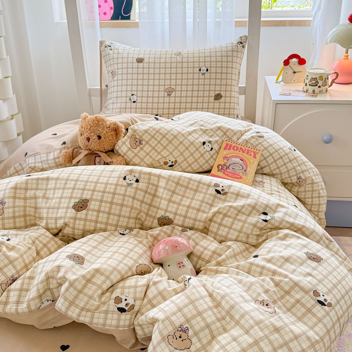 91家纺网 家纺一手货源 找家纺 慕尚家纺 2025新款13070全棉学生季全棉学生床三件套 咖格狗狗