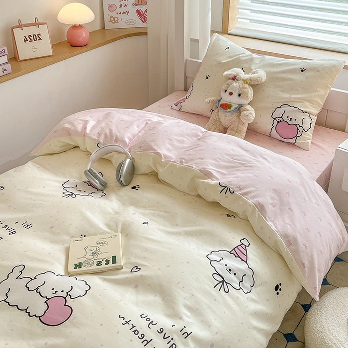 91家纺网 家纺一手货源 找家纺 慕尚家纺 2025新款13070全棉学生季全棉学生床三件套 桃心狗