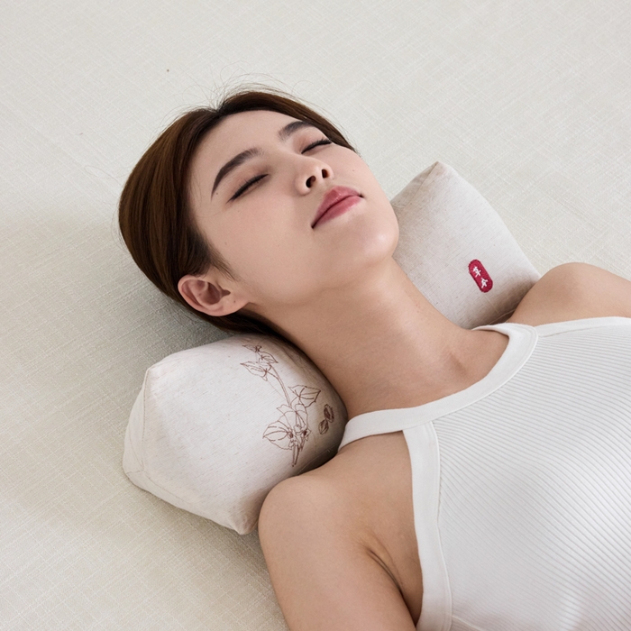 91家纺网 家纺一手货源 找家纺 （总）昕科 2025新款棉麻三角荞麦枕枕芯-棉麻三角枕头草本荞麦壳牵引颈椎枕芯