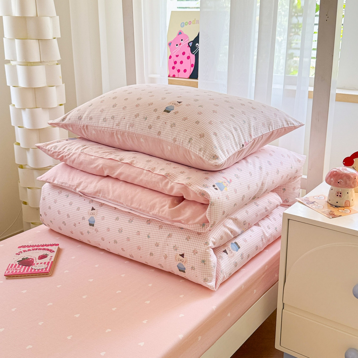 91家纺网 家纺一手货源 找家纺 慕尚家纺 2025新款13070全棉学生季全棉学生床三件套 粉格花