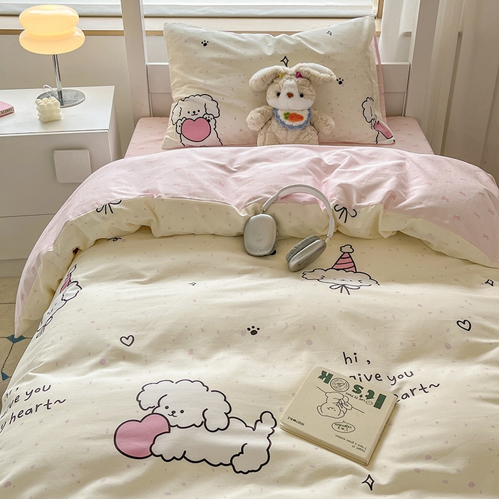 91家纺网 家纺一手货源 找家纺 慕尚家纺 2025新款13070全棉学生季全棉学生床三件套 桃心狗