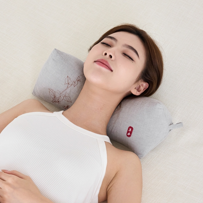 91家纺网 家纺一手货源 找家纺 （总）昕科 2025新款棉麻三角荞麦枕枕芯-棉麻三角枕头草本荞麦壳牵引颈椎枕芯