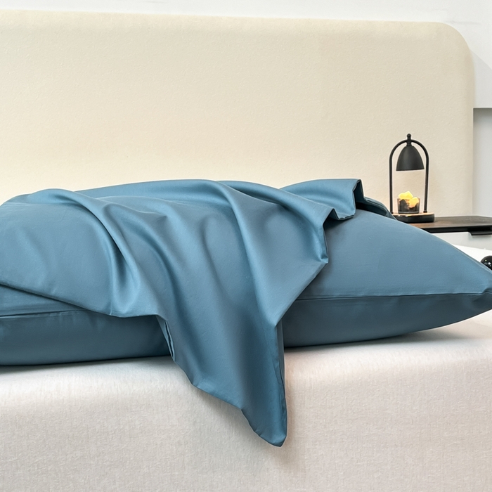 91家纺网 家纺一手货源 找家纺 暖季家纺 2025新款全棉13376单枕套系列 40-纯色宾利蓝