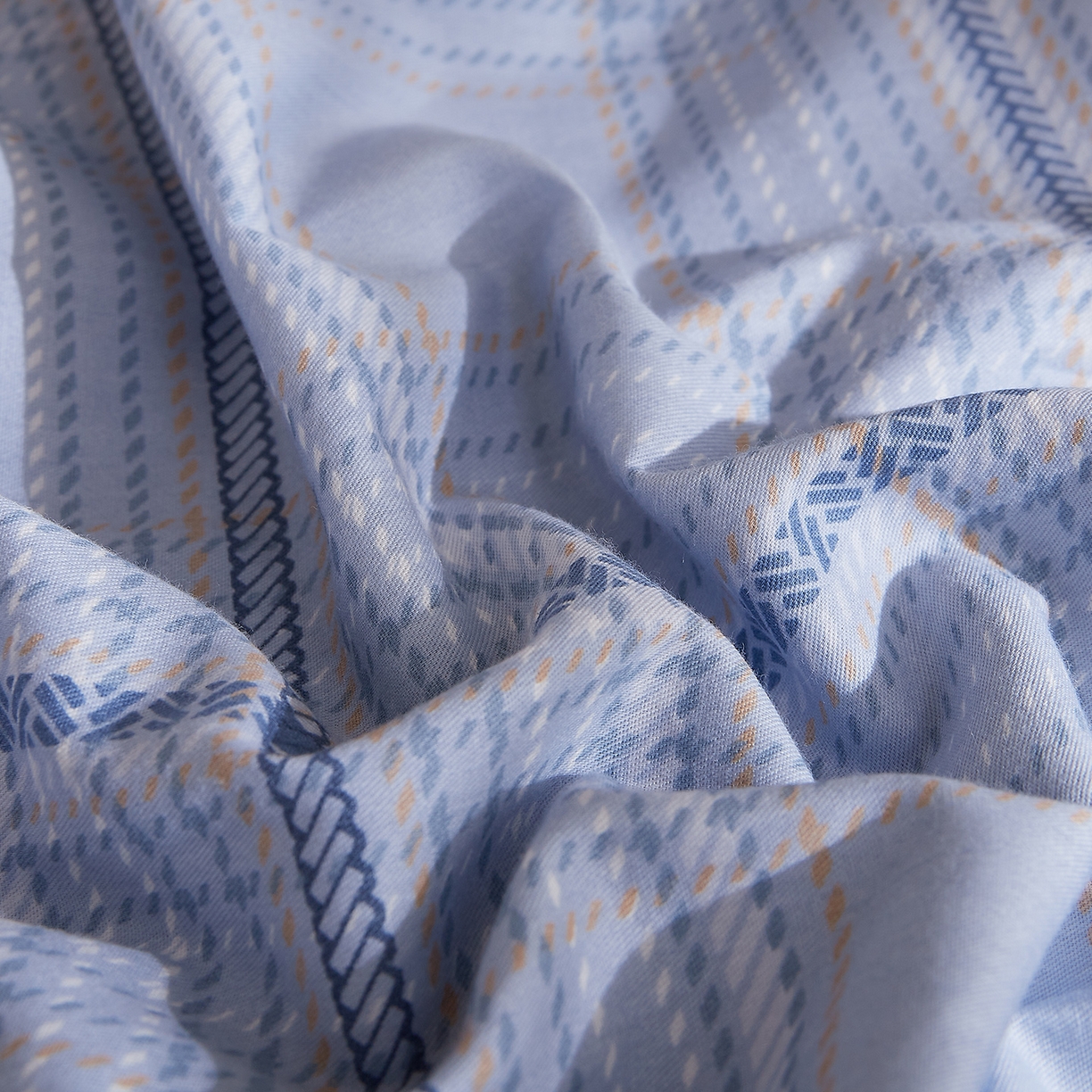 91家纺网 家纺一手货源 找家纺 DoDo 兜兜 2025新款全棉纯棉小清新卡通条格学生宿舍系列单品床笠 阿曼多A版