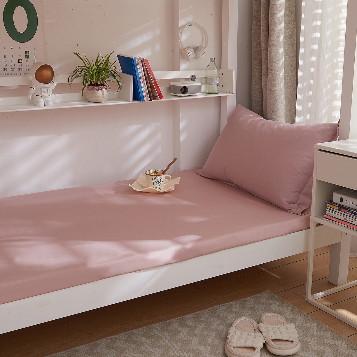 91家纺网 家纺一手货源 找家纺 DoDo 兜兜 2025新款全棉纯棉小清新卡通条格学生宿舍系列单品床笠 黛粉色