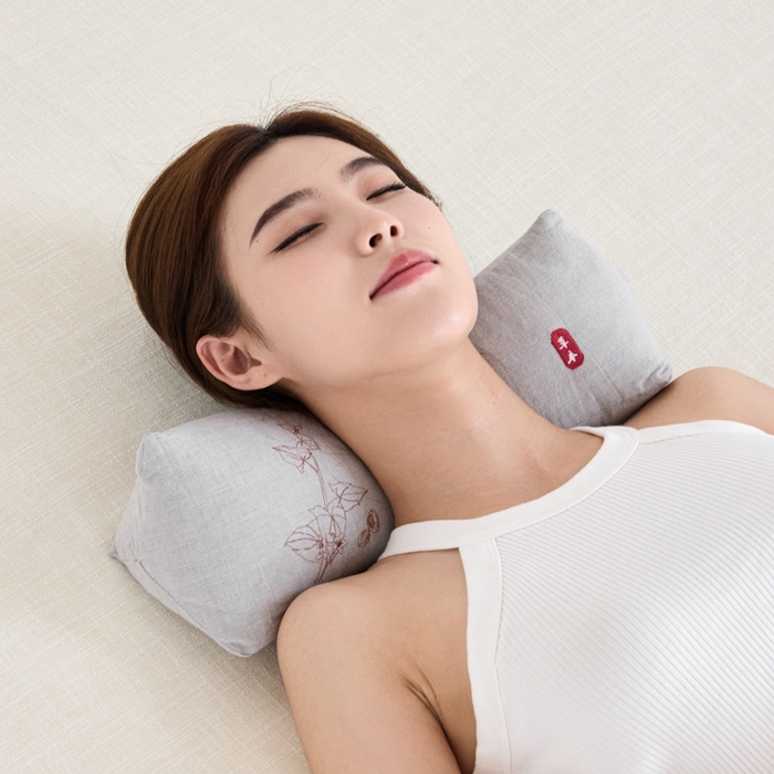 91家纺网 家纺一手货源 找家纺 （总）昕科 2025新款棉麻三角荞麦枕枕芯-棉麻三角枕头草本荞麦壳牵引颈椎枕芯