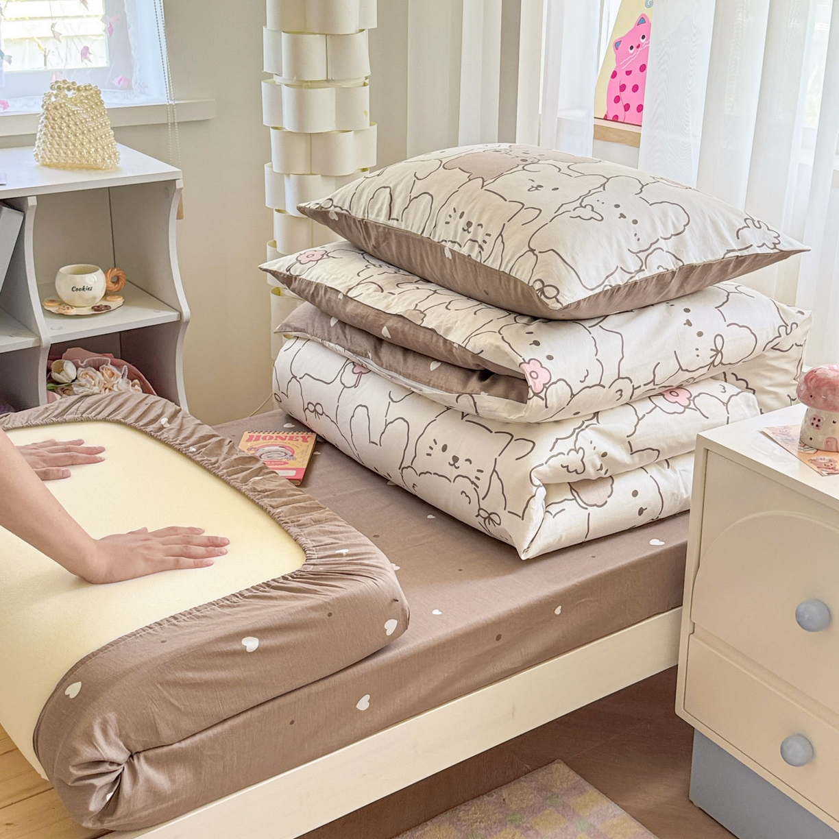 91家纺网 家纺一手货源 找家纺 慕尚家纺 2025新款13070全棉学生季全棉学生床三件套 甜茶萌兔