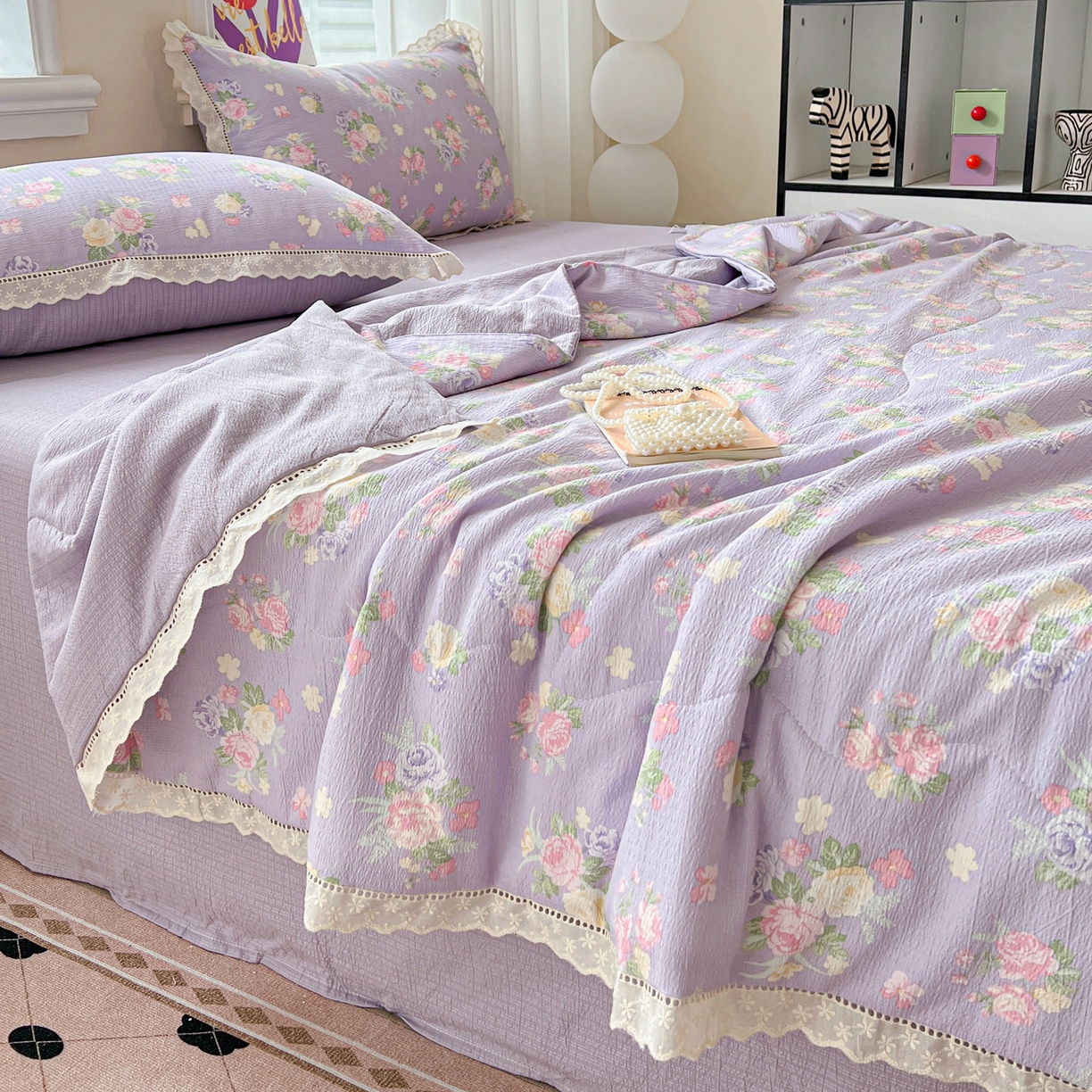 91家纺网 家纺一手货源 找家纺 2025新款云感皱皱纱全棉花边款夏被四件套 黎漫