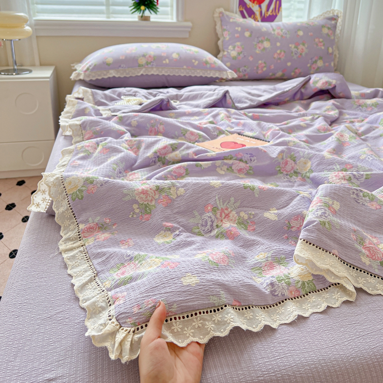 2025新款云感皱皱纱全棉花边款夏被四件套 黎漫