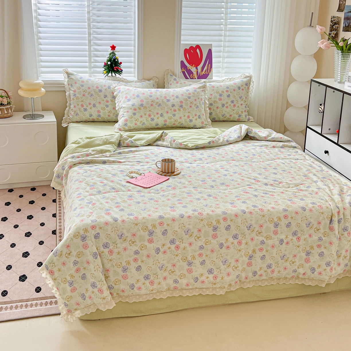 91家纺网 家纺一手货源 找家纺 2025新款云感皱皱纱全棉花边款夏被四件套 木槿绿