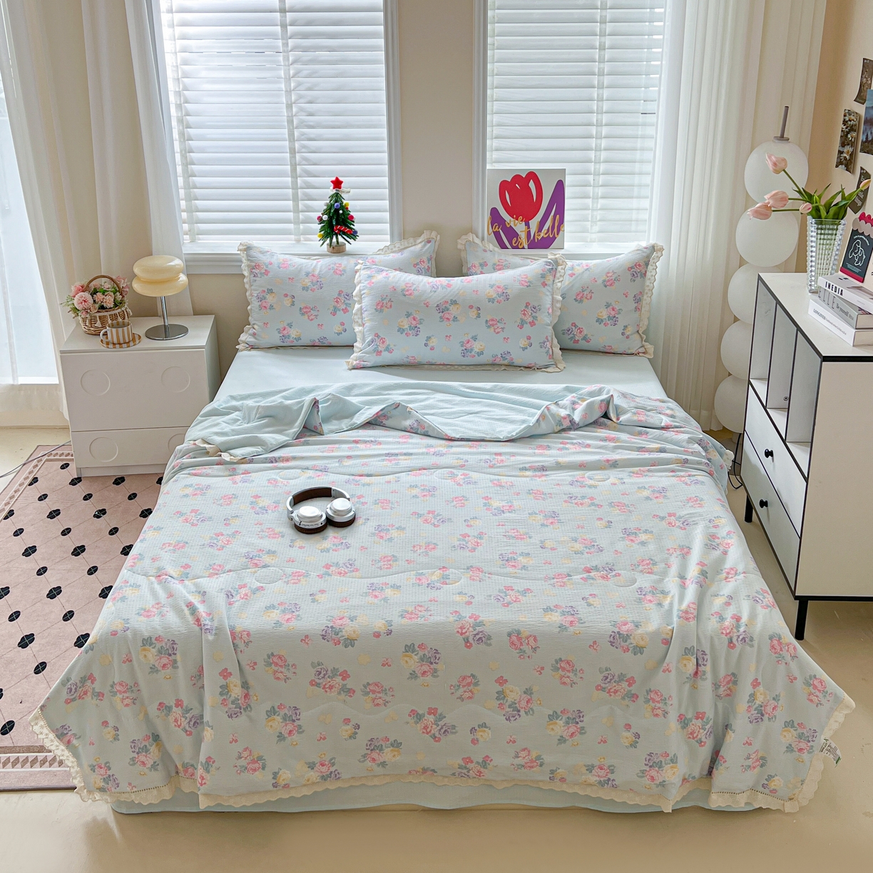 91家纺网 家纺一手货源 找家纺 2025新款云感皱皱纱全棉花边款夏被四件套 欧若拉