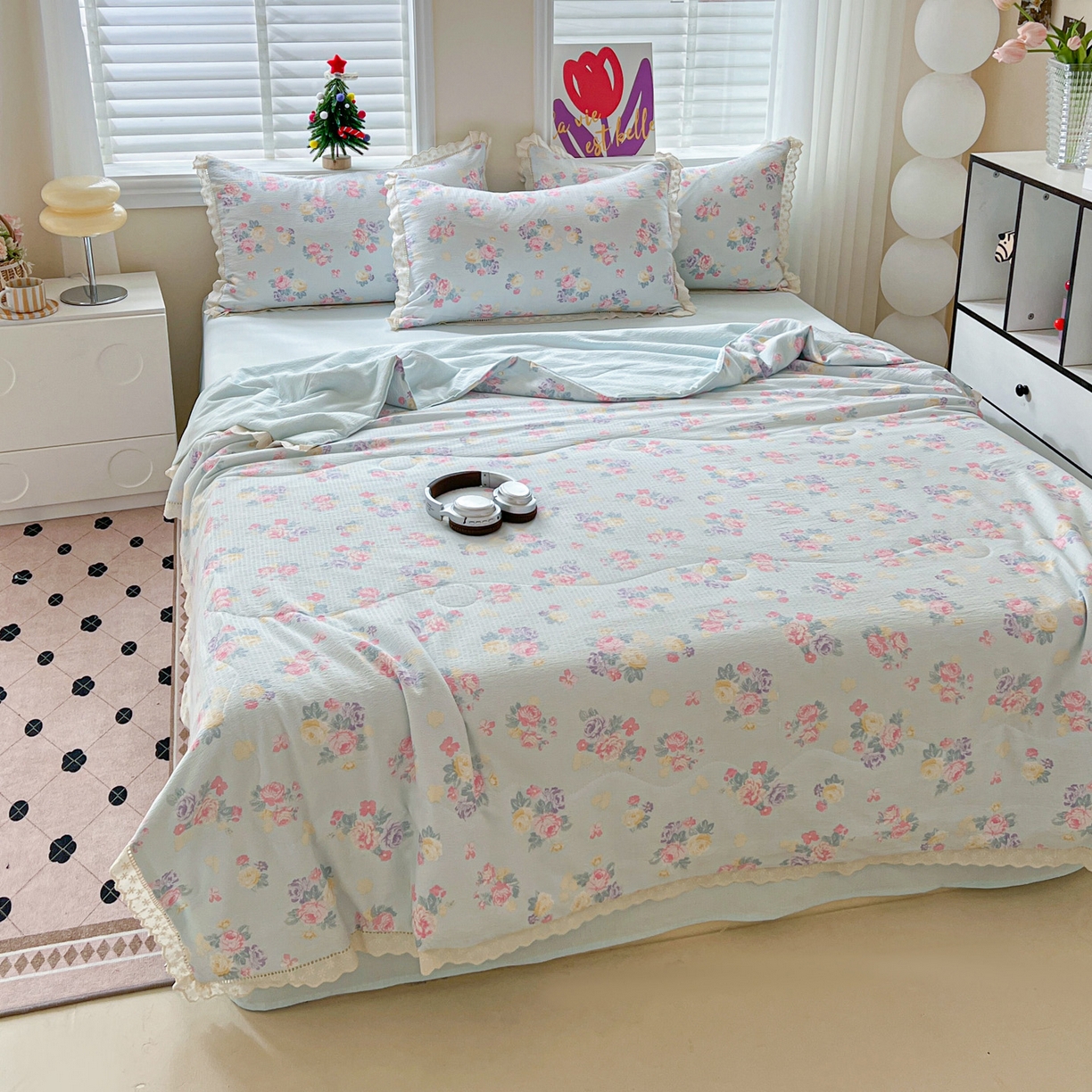 91家纺网 家纺一手货源 找家纺 2025新款云感皱皱纱全棉花边款夏被四件套 欧若拉