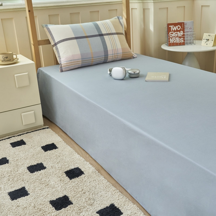 91家纺网 家纺一手货源 找家纺 寐绸2025家纺学生季床单床笠 浅蓝