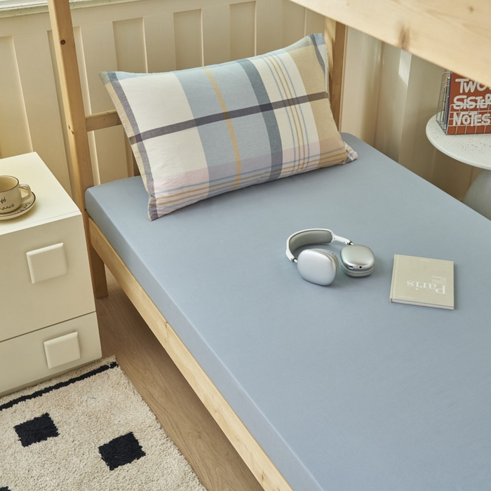 91家纺网 家纺一手货源 找家纺 寐绸2025家纺学生季床单床笠 浅蓝