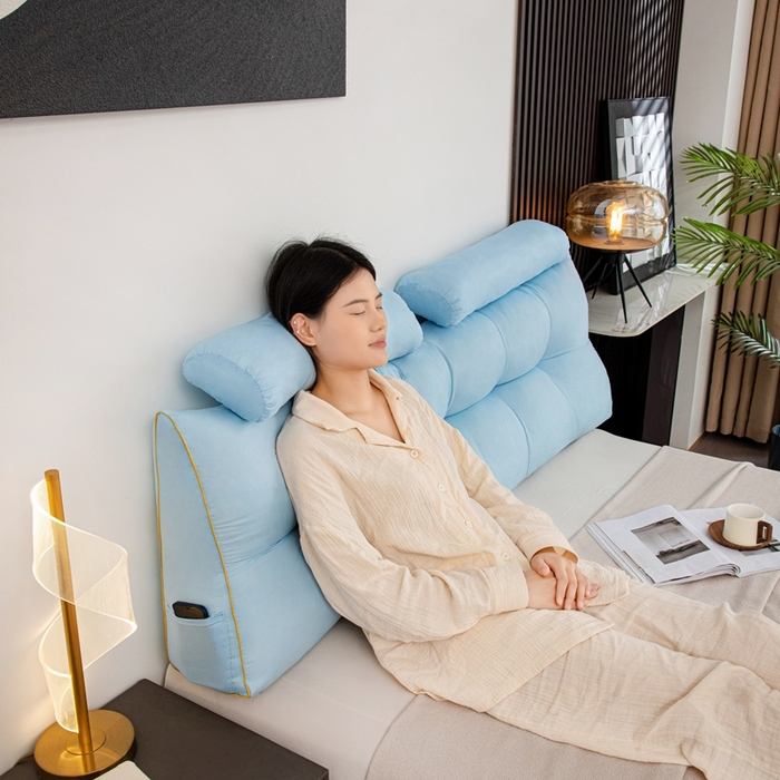 91家纺网 家纺一手货源 找家纺 沐沐家纺 2026新款纯色磨毛布三角靠垫带头枕款 蓝色