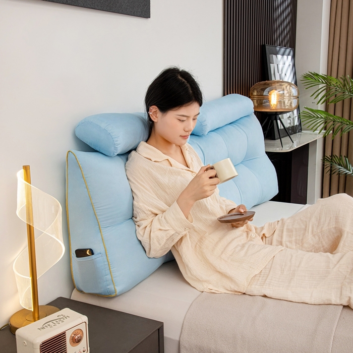 91家纺网 家纺一手货源 找家纺 沐沐家纺 2026新款纯色磨毛布三角靠垫带头枕款 蓝色