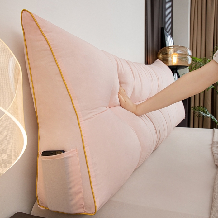 91家纺网 家纺一手货源 找家纺 沐沐家纺 2026新款纯色磨毛布三角靠垫不带头枕款 果粉