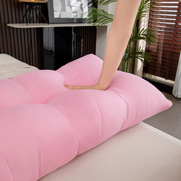 91家纺网 家纺一手货源 找家纺 沐沐家纺 2026新款纯色磨毛布三角靠垫不带头枕款 玫粉