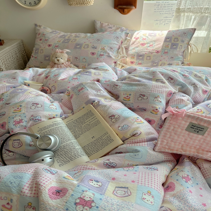 91家纺网 家纺一手货源 找家纺 轻奢坊 2025新款卡通绑带款四件套 格格西高低