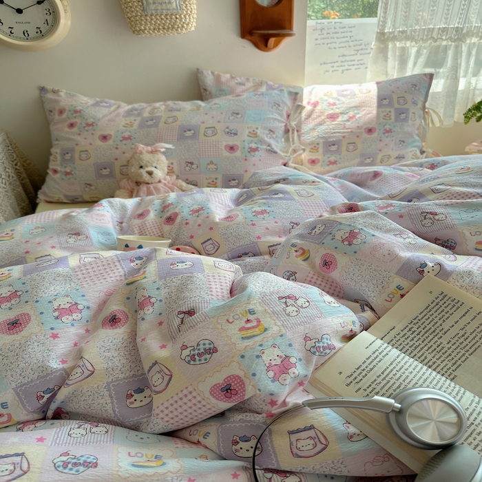 91家纺网 家纺一手货源 找家纺 轻奢坊 2025新款卡通绑带款四件套 格格西高低