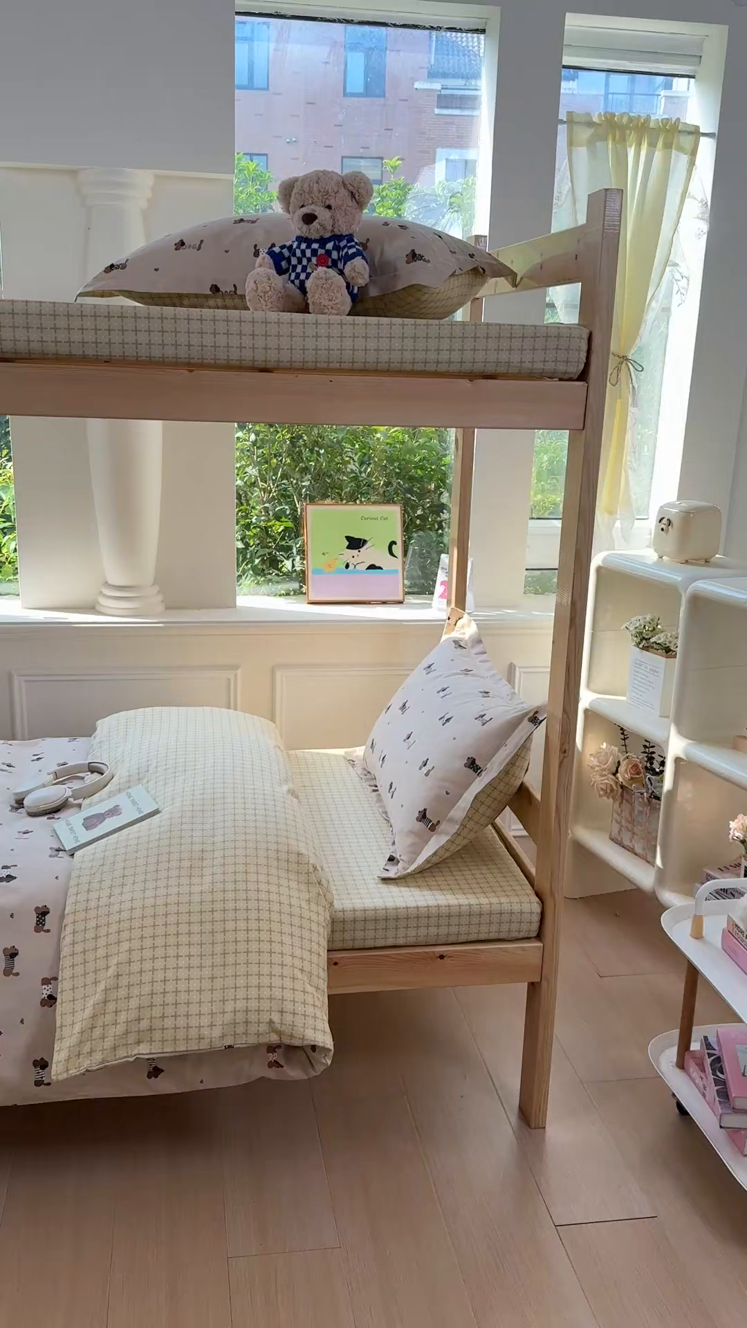 91家纺网 家纺一手货源 找家纺 小叮当家纺仓储工厂店 2025新款全棉纯棉AB版13372学生宿舍印花三件套双面纯棉床单款上下铺单人 无忧腊肠