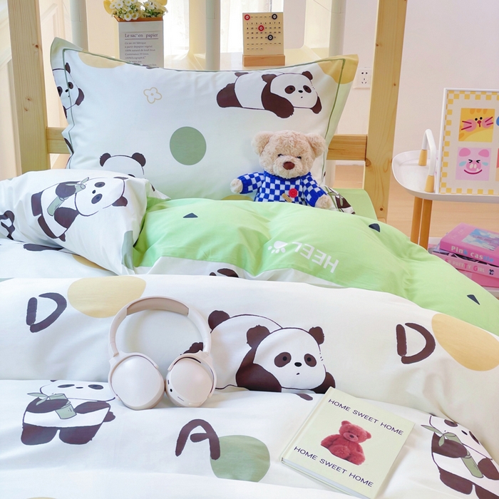 91家纺网 家纺一手货源 找家纺 小叮当家纺仓储工厂店 2025新款全棉纯棉AB版13372学生宿舍印花三件套双面纯棉床单款上下铺单人 呆萌熊猫