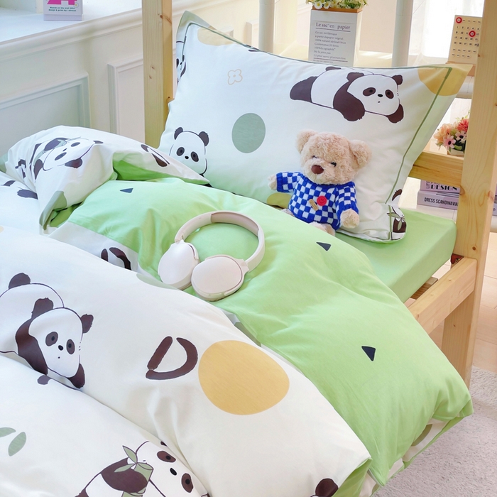 91家纺网 家纺一手货源 找家纺 小叮当家纺仓储工厂店 2025新款全棉纯棉AB版13372学生宿舍印花三件套双面纯棉床单款上下铺单人 呆萌熊猫