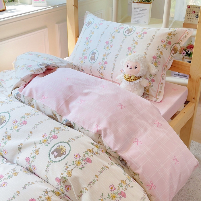 91家纺网 家纺一手货源 找家纺 小叮当家纺仓储工厂店 2025新款全棉纯棉AB版13372学生宿舍印花三件套双面纯棉床单款上下铺单人 菲乐熊宝