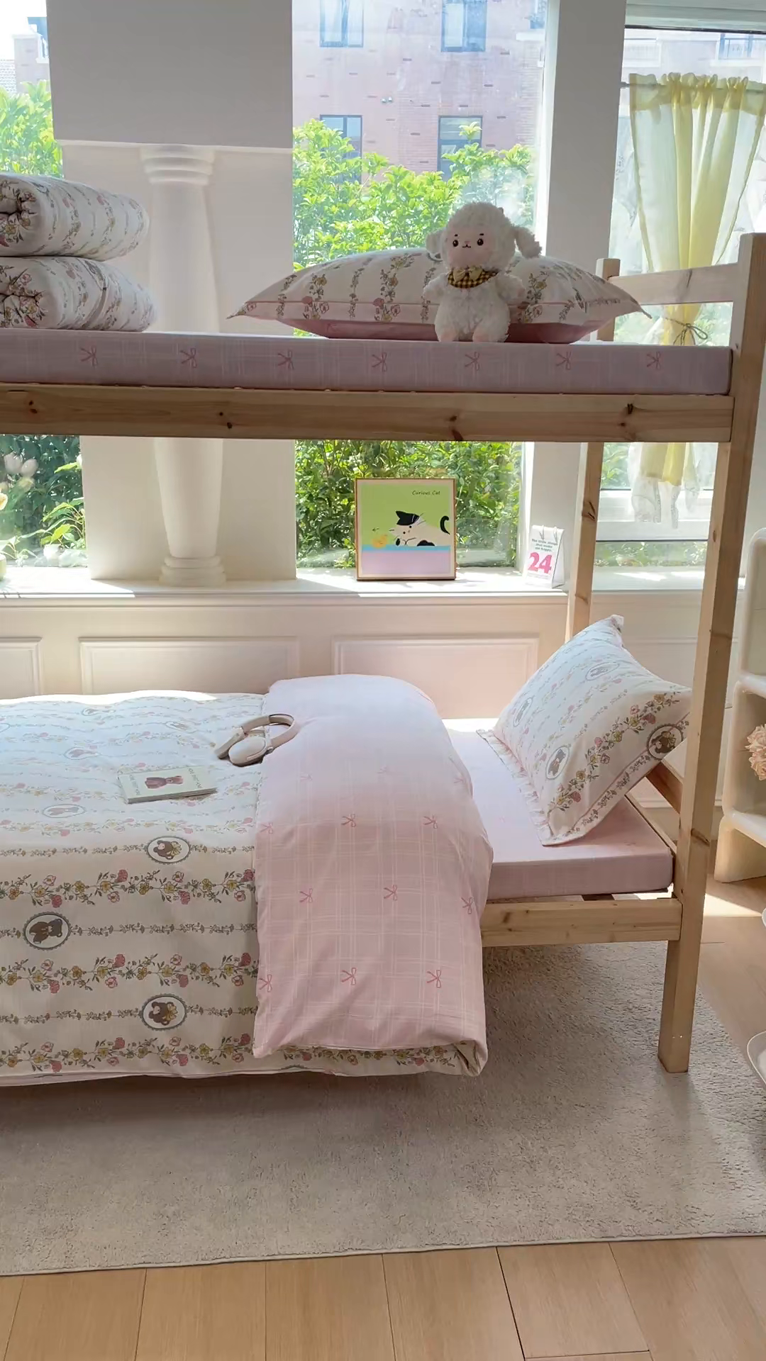 91家纺网 家纺一手货源 找家纺 小叮当家纺仓储工厂店 2025新款全棉纯棉AB版13372学生宿舍印花三件套双面纯棉床单款上下铺单人 菲乐熊宝