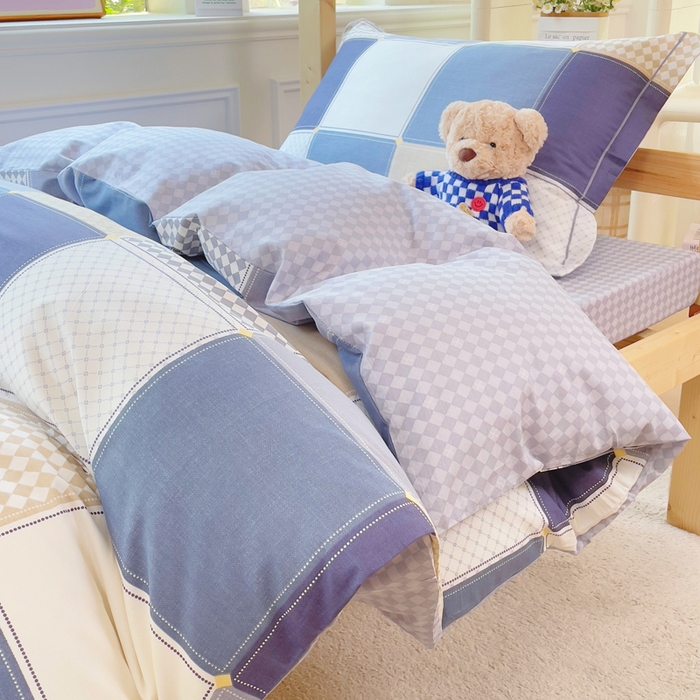 91家纺网 家纺一手货源 找家纺 小叮当家纺仓储工厂店 2025新款全棉纯棉AB版13372学生宿舍印花三件套双面纯棉床单款上下铺单人 蓝色垦丁