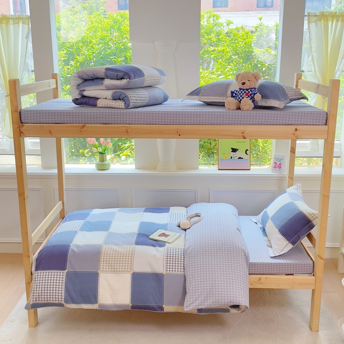 91家纺网 家纺一手货源 找家纺 小叮当家纺仓储工厂店 2025新款全棉纯棉AB版13372学生宿舍印花三件套双面纯棉床单款上下铺单人 蓝色垦丁