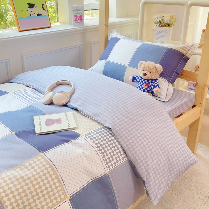 91家纺网 家纺一手货源 找家纺 小叮当家纺仓储工厂店 2025新款全棉纯棉AB版13372学生宿舍印花三件套双面纯棉床单款上下铺单人 蓝色垦丁