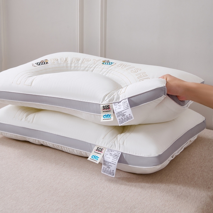 91家纺网 家纺一手货源 找家纺 （总）大熊枕芯 2025新款刺绣款顽皮狗亲子款枕芯 枕头