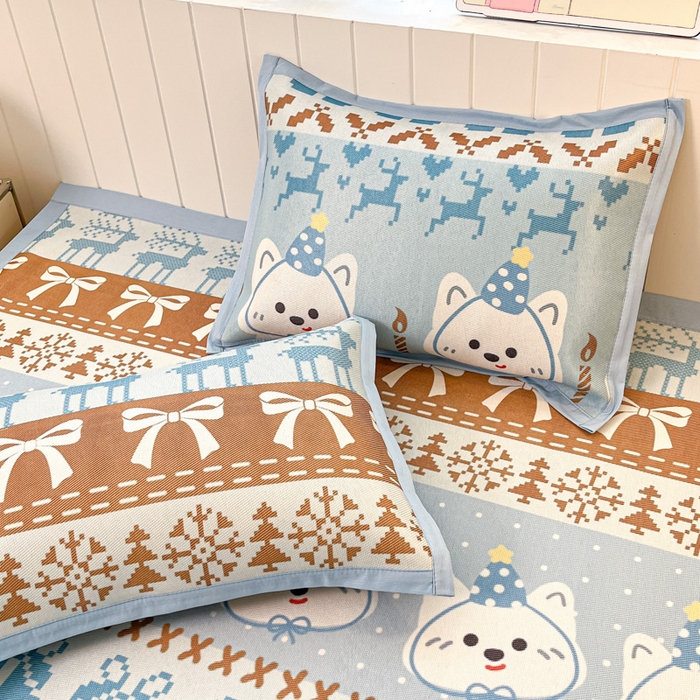 91家纺网 家纺一手货源 找家纺 小叮当家纺仓储工厂店 2025新款A类印花冰藤凉席席子针织棉牛奶丝夏被夏凉被空调被四件套 冰藤席-费尔岛