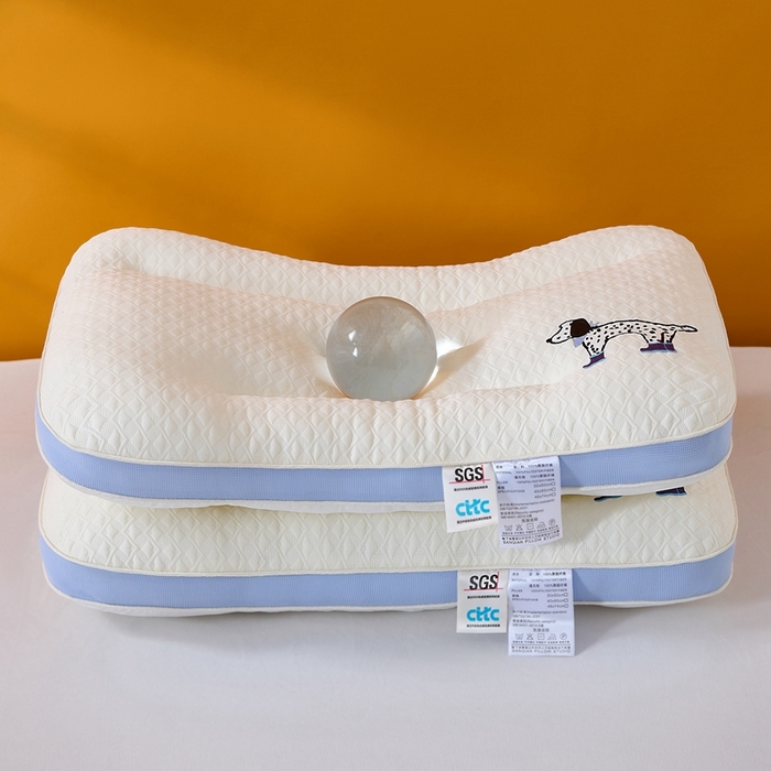 91家纺网 家纺一手货源 找家纺 大熊枕芯 2025新款儿童卡通针织小狗分区护颈枕 浅蓝色 30*50cm /对