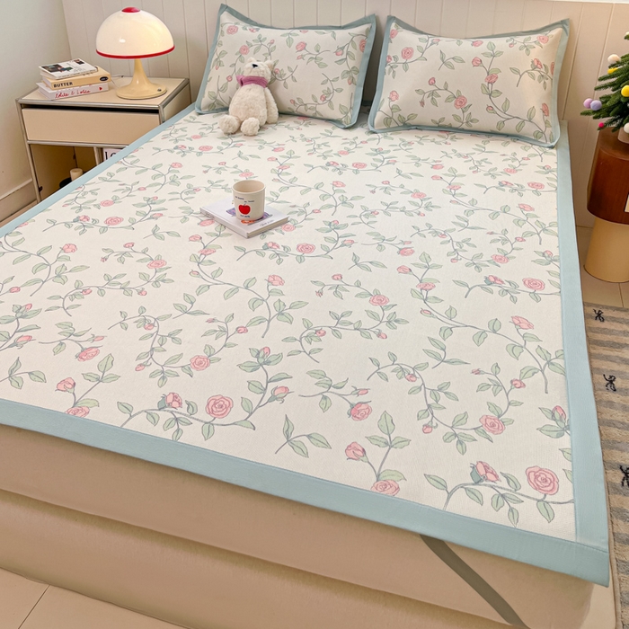 91家纺网 家纺一手货源 找家纺 小叮当家纺仓储工厂店 2025新款A类印花冰藤凉席席子针织棉牛奶丝夏被夏凉被空调被四件套 冰藤席-花枝