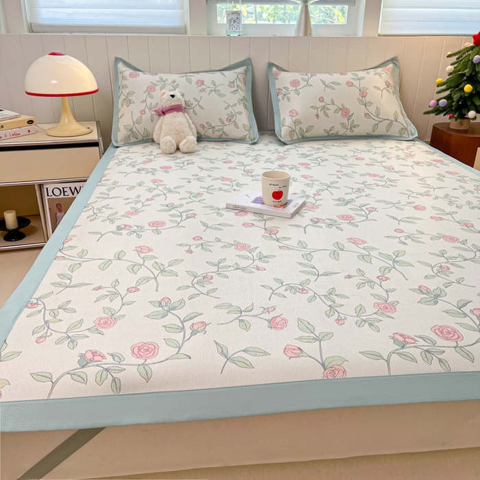 91家纺网 家纺一手货源 找家纺 小叮当家纺仓储工厂店 2025新款A类印花冰藤凉席席子针织棉牛奶丝夏被夏凉被空调被四件套 冰藤席-花枝