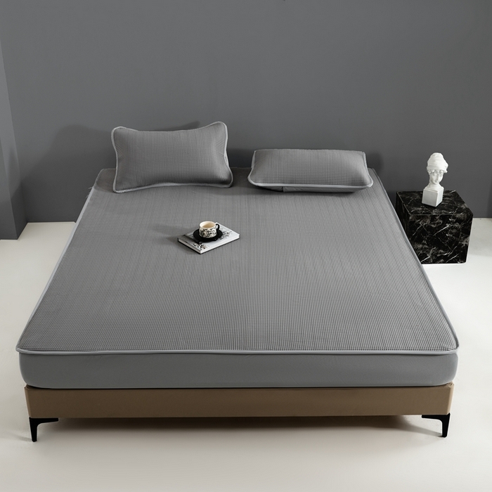 91家纺网 家纺一手货源 找家纺 耀悦家纺 2025春夏新款乙纶凉席pe凉感华夫格床笠款凉席席子三件套床笠床席子 云灰-床笠款