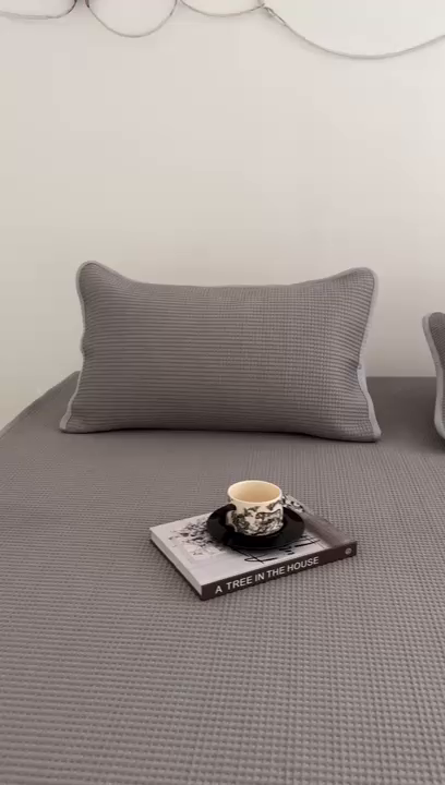 91家纺网 家纺一手货源 找家纺 耀悦家纺 2025春夏新款乙纶凉席pe凉感华夫格床笠款凉席席子三件套床笠床席子 云灰-床笠款