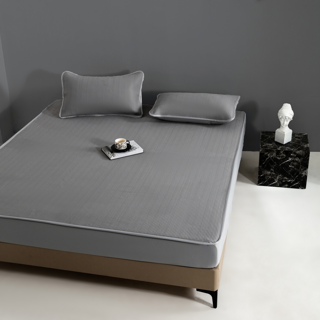 91家纺网 家纺一手货源 找家纺 （总）耀悦家纺 2025春夏新款乙纶凉席pe凉感华夫格床笠款凉席席子三件套床笠床席子