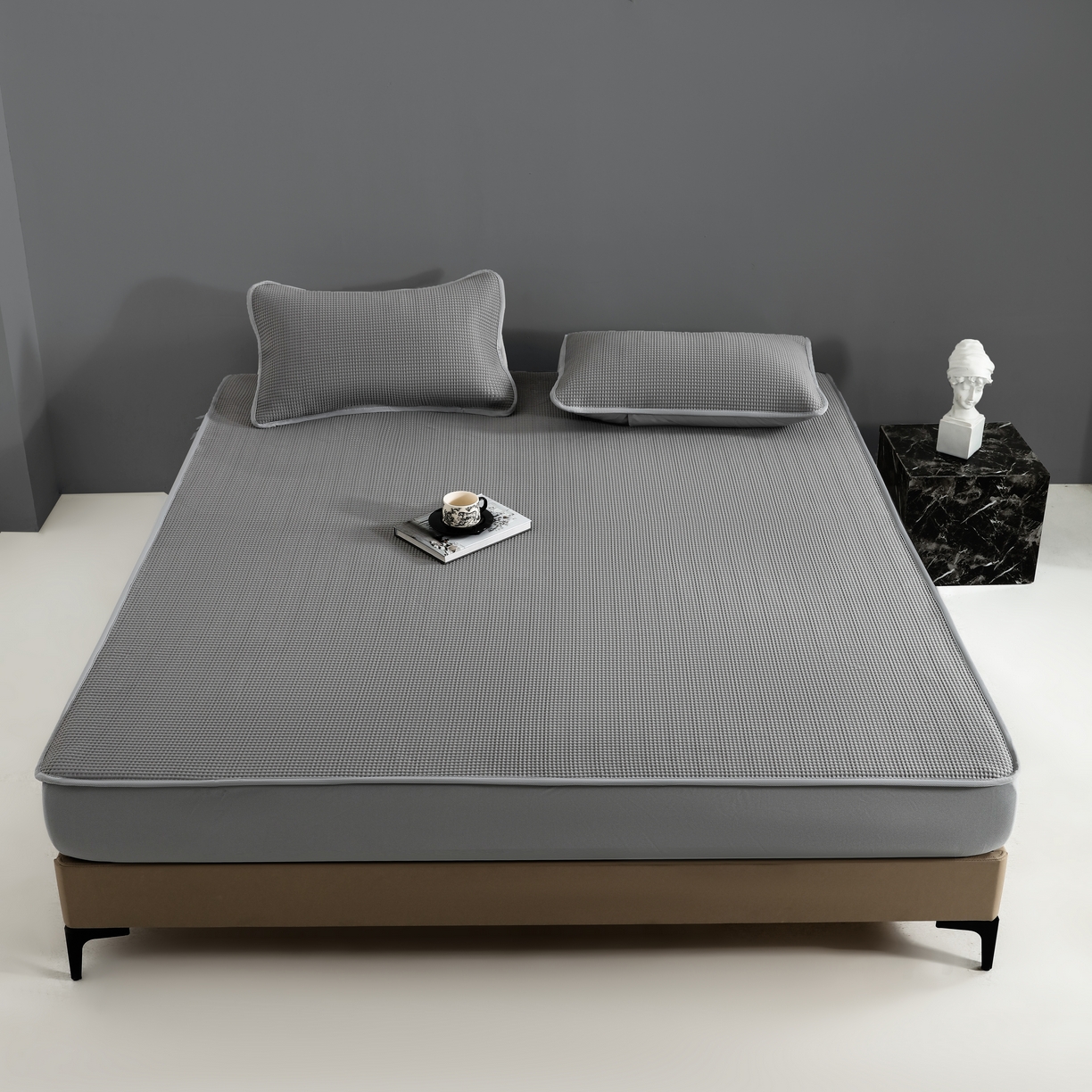 91家纺网 家纺一手货源 找家纺 （总）耀悦家纺 2025春夏新款乙纶凉席pe凉感华夫格床笠款凉席席子三件套床笠床席子