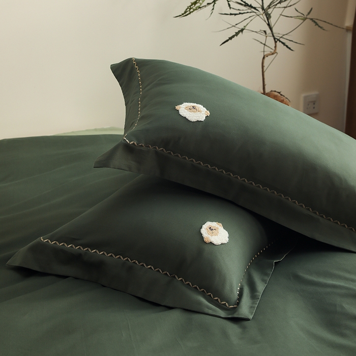 91家纺网 家纺一手货源 找家纺 禾时2025新款精梳火山全棉小磨毛工艺单品枕套 森林绿丨丛林绿