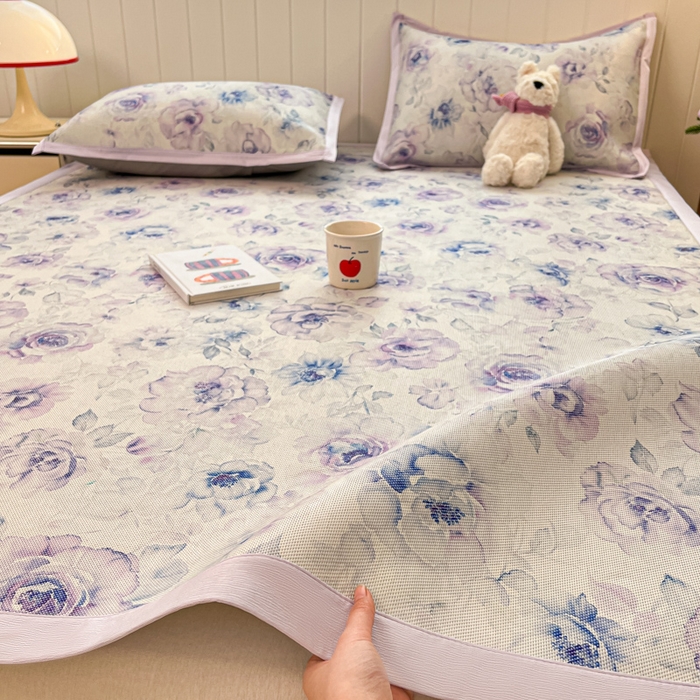 91家纺网 家纺一手货源 找家纺 小叮当家纺仓储工厂店 2025新款A类小清新卡通高品质冰藤印花床席款凉席席子-床席款 冰藤席-繁华朵朵