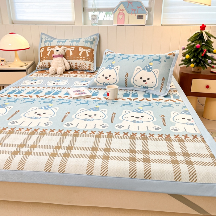 91家纺网 家纺一手货源 找家纺 小叮当家纺仓储工厂店 2025新款A类小清新卡通高品质冰藤印花床席款凉席席子-床席款 冰藤席-费尔岛