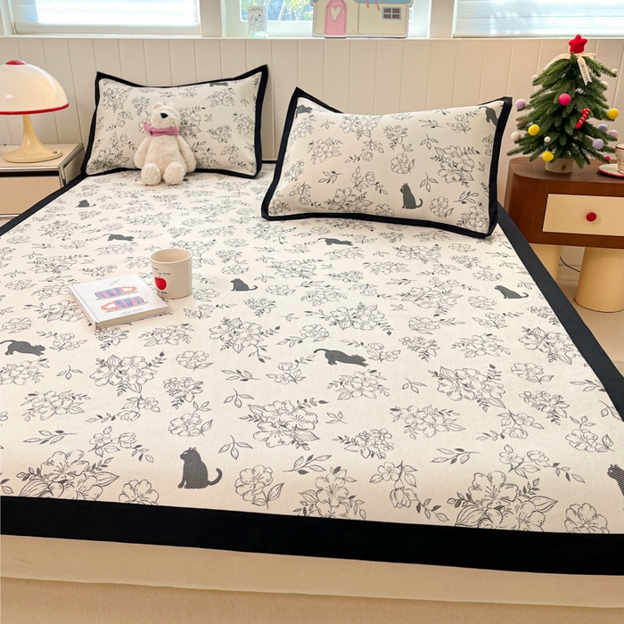 91家纺网 家纺一手货源 找家纺 小叮当家纺仓储工厂店 2025新款A类小清新卡通高品质冰藤印花床席款凉席席子-床席款 冰藤席-猫先生