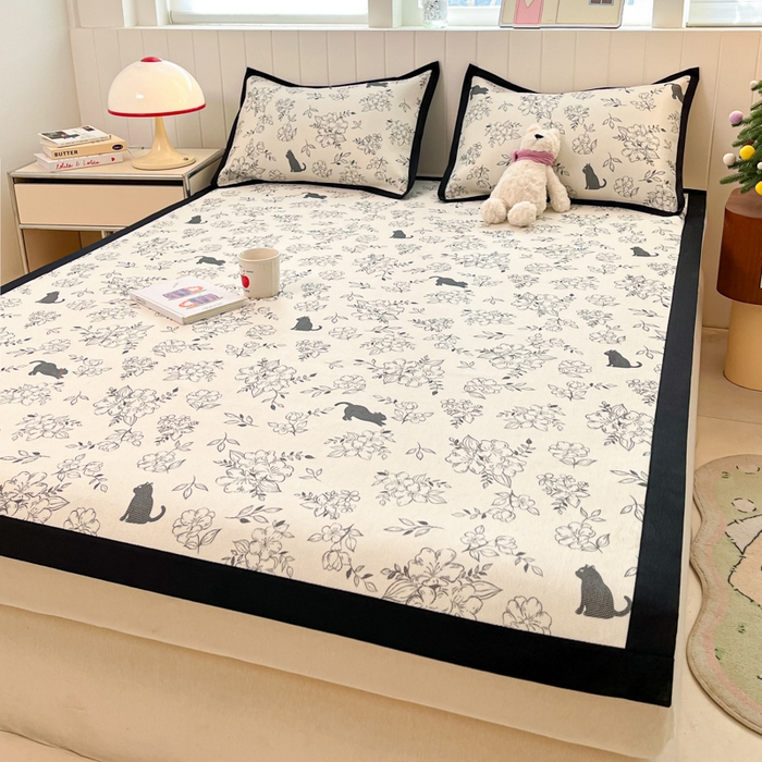 91家纺网 家纺一手货源 找家纺 小叮当家纺仓储工厂店 2025新款A类小清新卡通高品质冰藤印花床席款凉席席子-床席款 冰藤席-猫先生