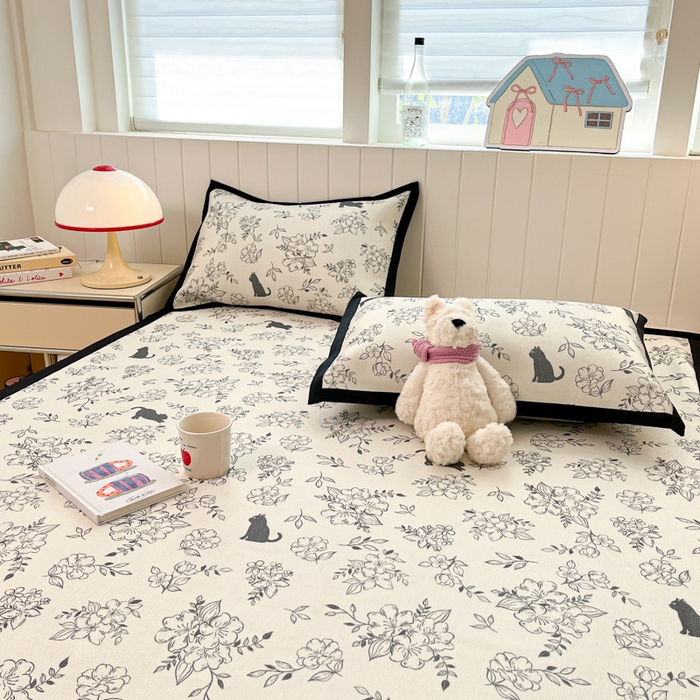 91家纺网 家纺一手货源 找家纺 小叮当家纺仓储工厂店 2025新款A类小清新卡通高品质冰藤印花床席款凉席席子-床席款 冰藤席-猫先生