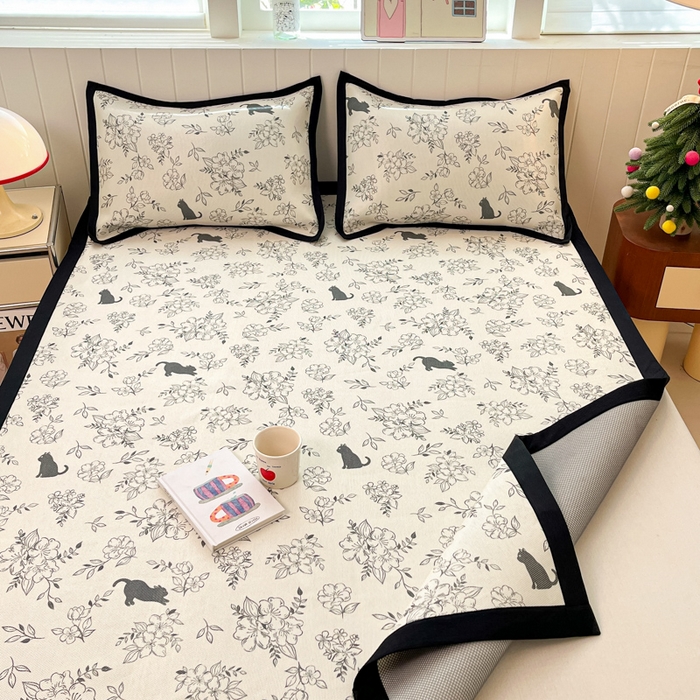 91家纺网 家纺一手货源 找家纺 小叮当家纺仓储工厂店 2025新款A类小清新卡通高品质冰藤印花床席款凉席席子-床席款 冰藤席-猫先生