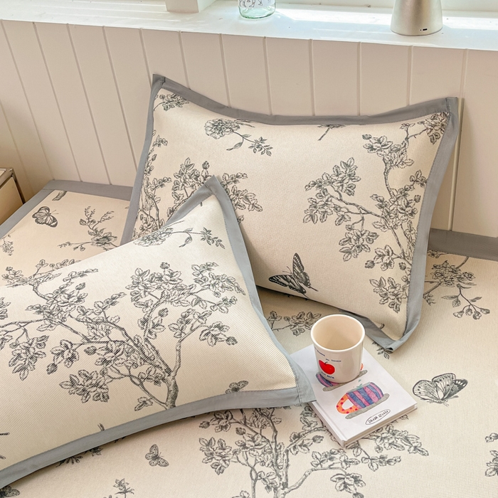 91家纺网 家纺一手货源 找家纺 小叮当家纺仓储工厂店 2025新款A类小清新卡通高品质冰藤印花床席款凉席席子-床席款 冰藤席-梦蝶